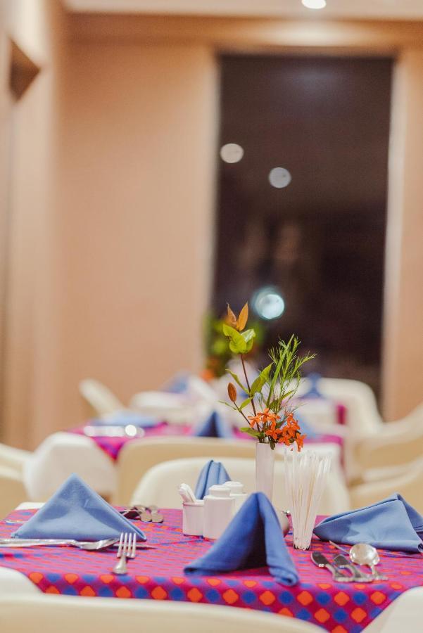 Tanga Beach Resort & Spa エクステリア 写真