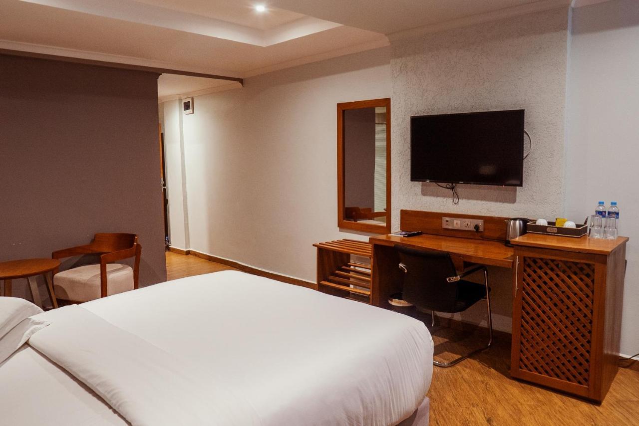 Tanga Beach Resort & Spa エクステリア 写真