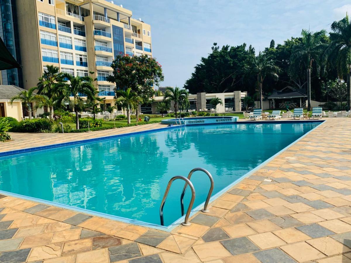 Tanga Beach Resort & Spa エクステリア 写真
